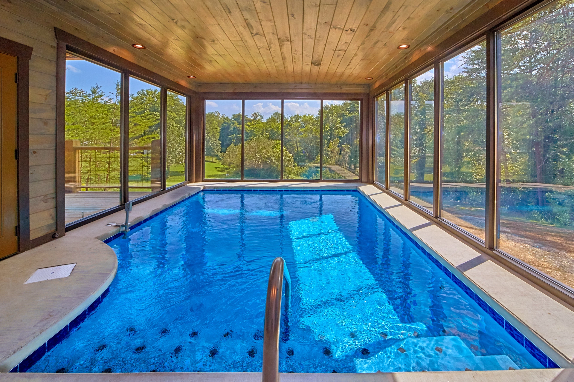 Smoky Mountains Springs indoor pool