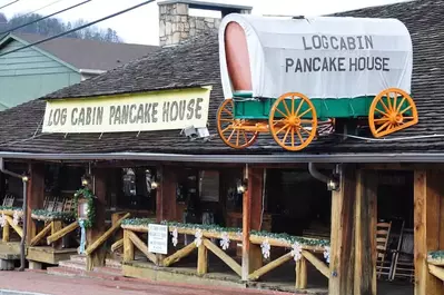 log cabin pancake house in gatlinburg tennessee