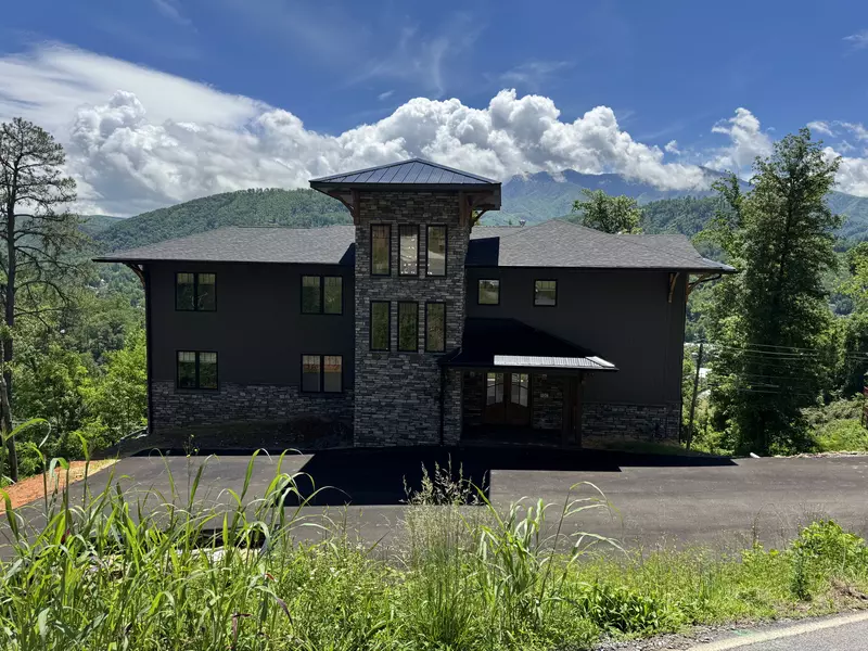 Greystone Heights Lodge