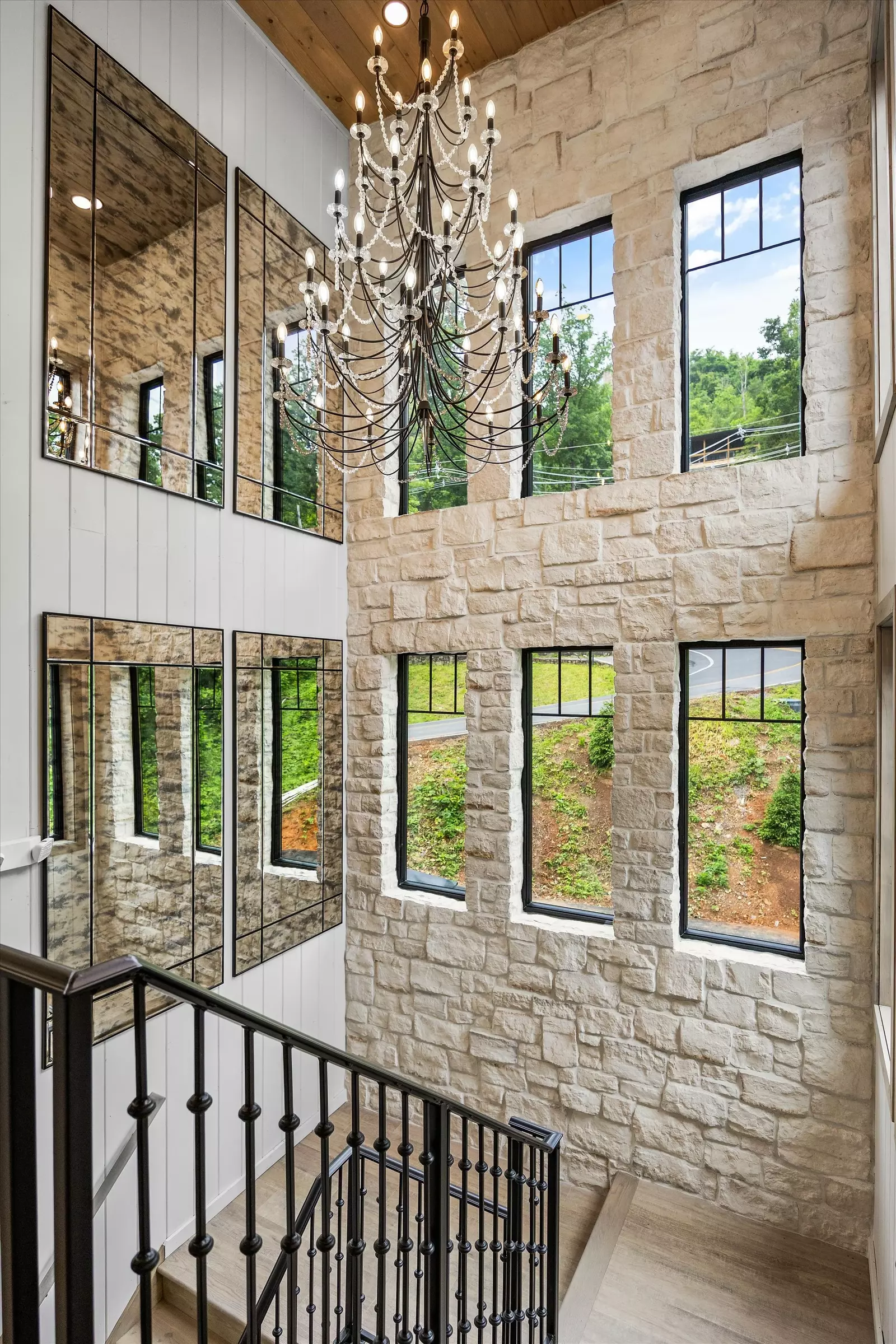 GREYSTONE HEIGHTS LODGE