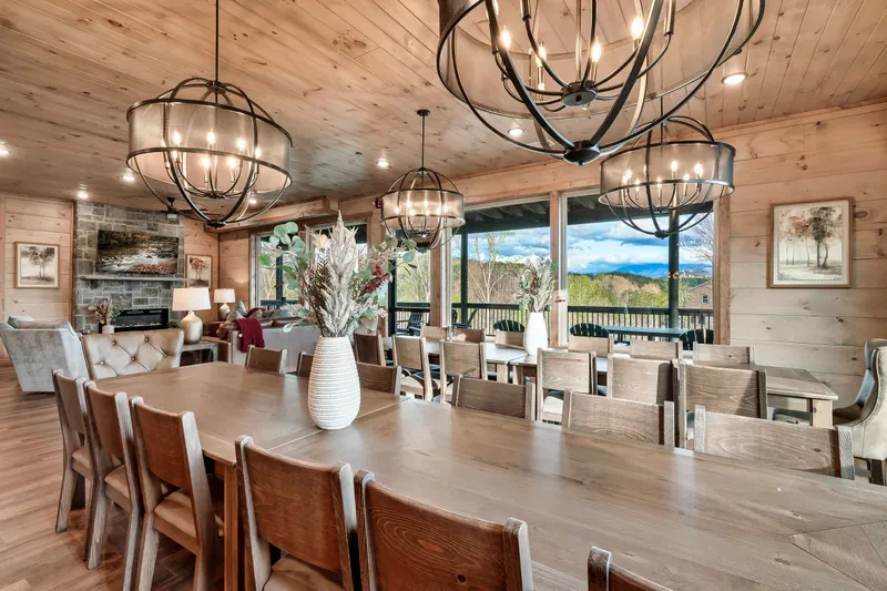 MOUNTAIN MASTERPIECE