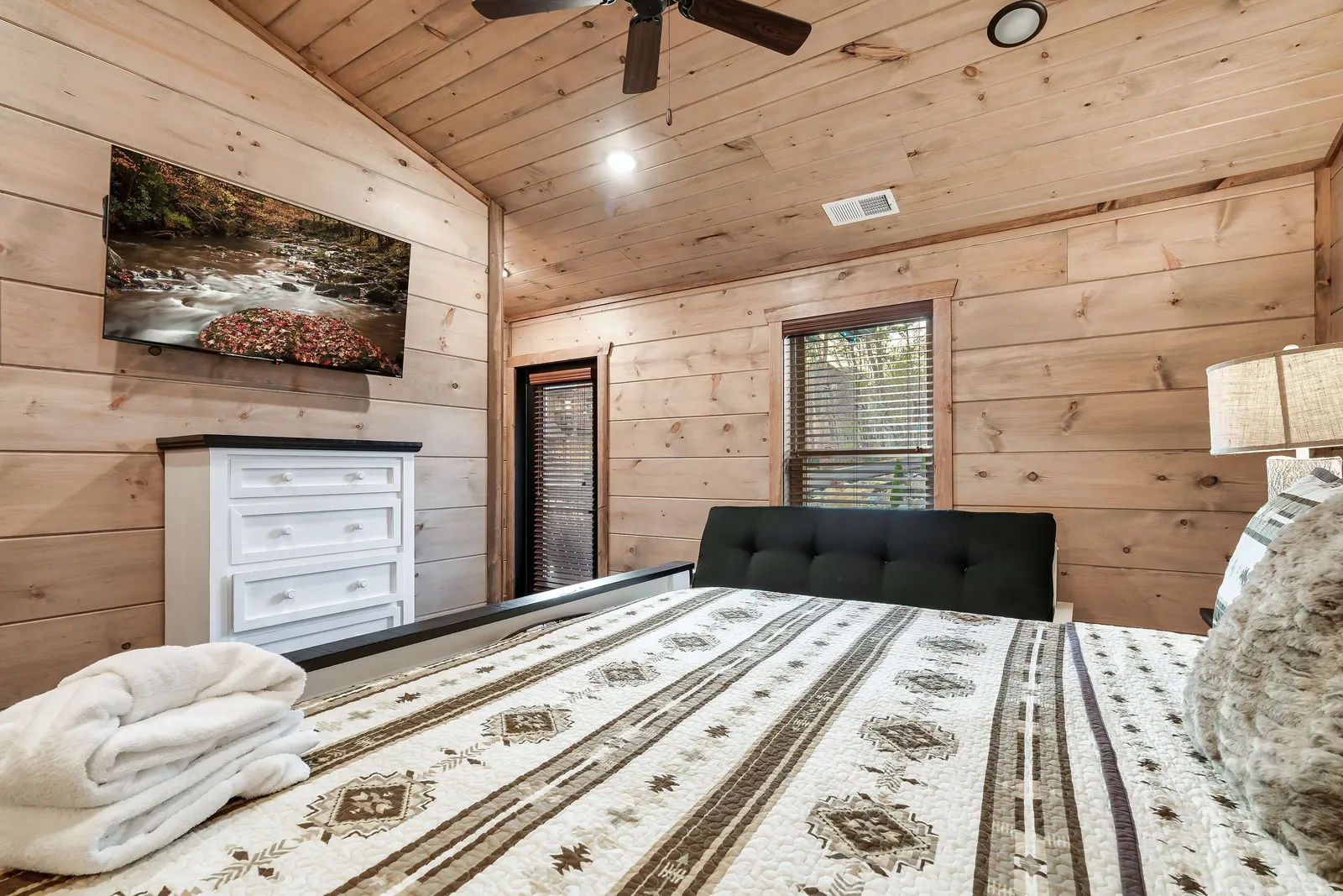 MOUNTAIN MASTERPIECE