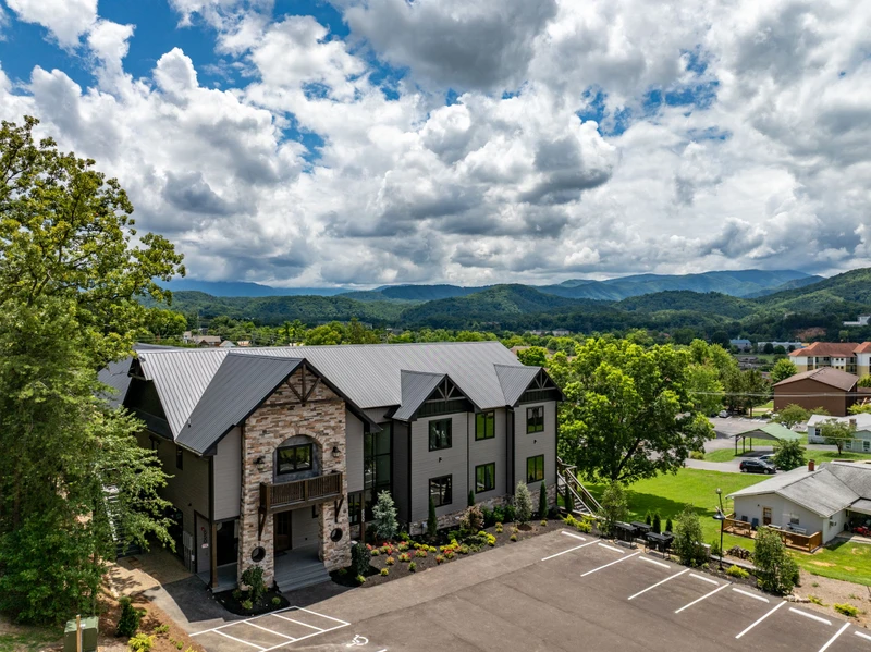 GRAND FORGE LODGE